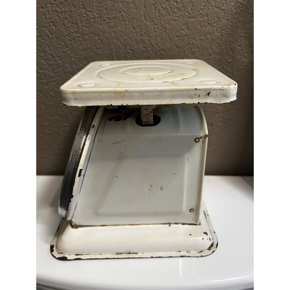 American Family Vintage Scale White 25 Lbs. Working scale - Picture 5 of 6